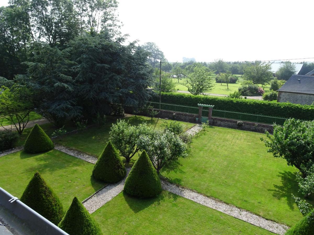 Le Clos Des Ifs Thietreville Exterior photo